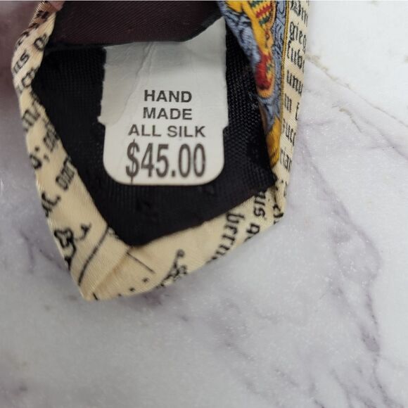 Museum Artifacts Vintage Silk Heraldic Print Necktie Knights Newsprint Men's Tie - Picture 7 of 10